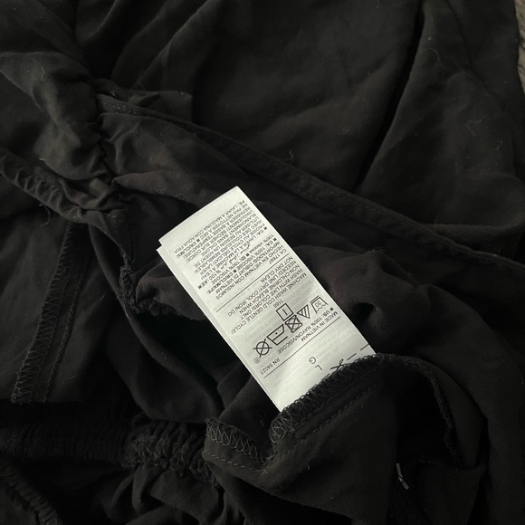 Old Navy Black Romper Jumpsuit Size Large - Picture 2 of 3